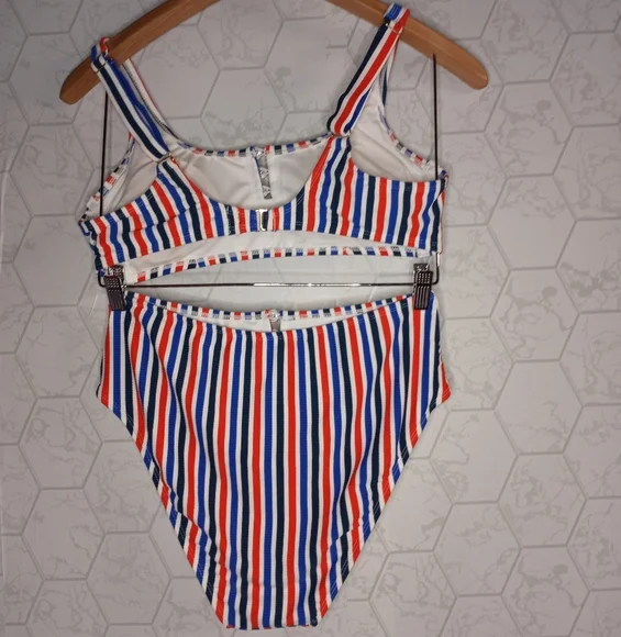 Xhilaration Juniors' Ribbed Bralette Bikini set - Picture 8 of 13